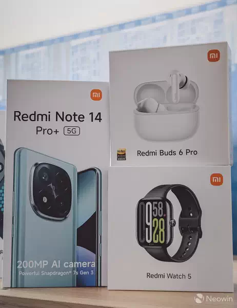 小米海外发布 Redmi Note 14 系列及可穿戴设备