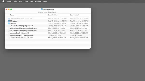 macOS 中用户的 Application Support 文件夹中的 AddressBook 文件夹的内容